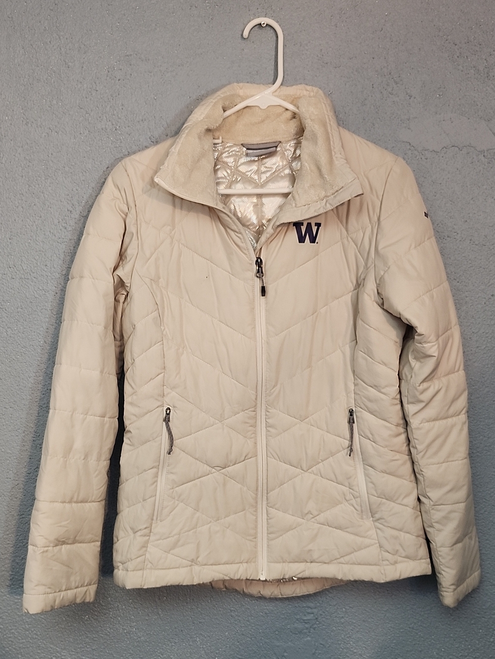 Women's Cream Quilted Jacket with Sherpa Collar
